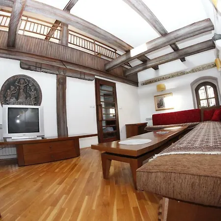 City Place Orient Apartment *